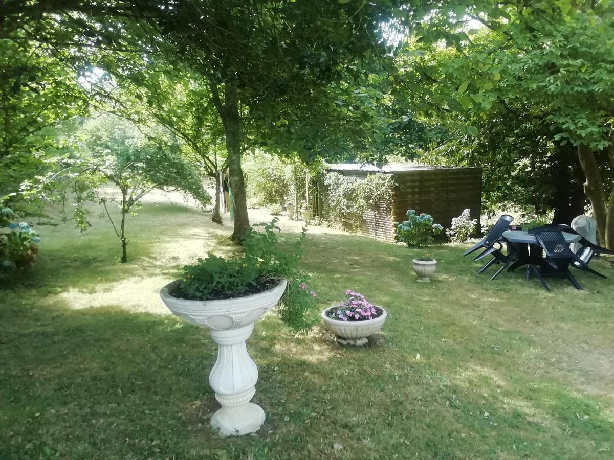 La Maison Au Bord De L'Eau Plouigneau Exterior photo